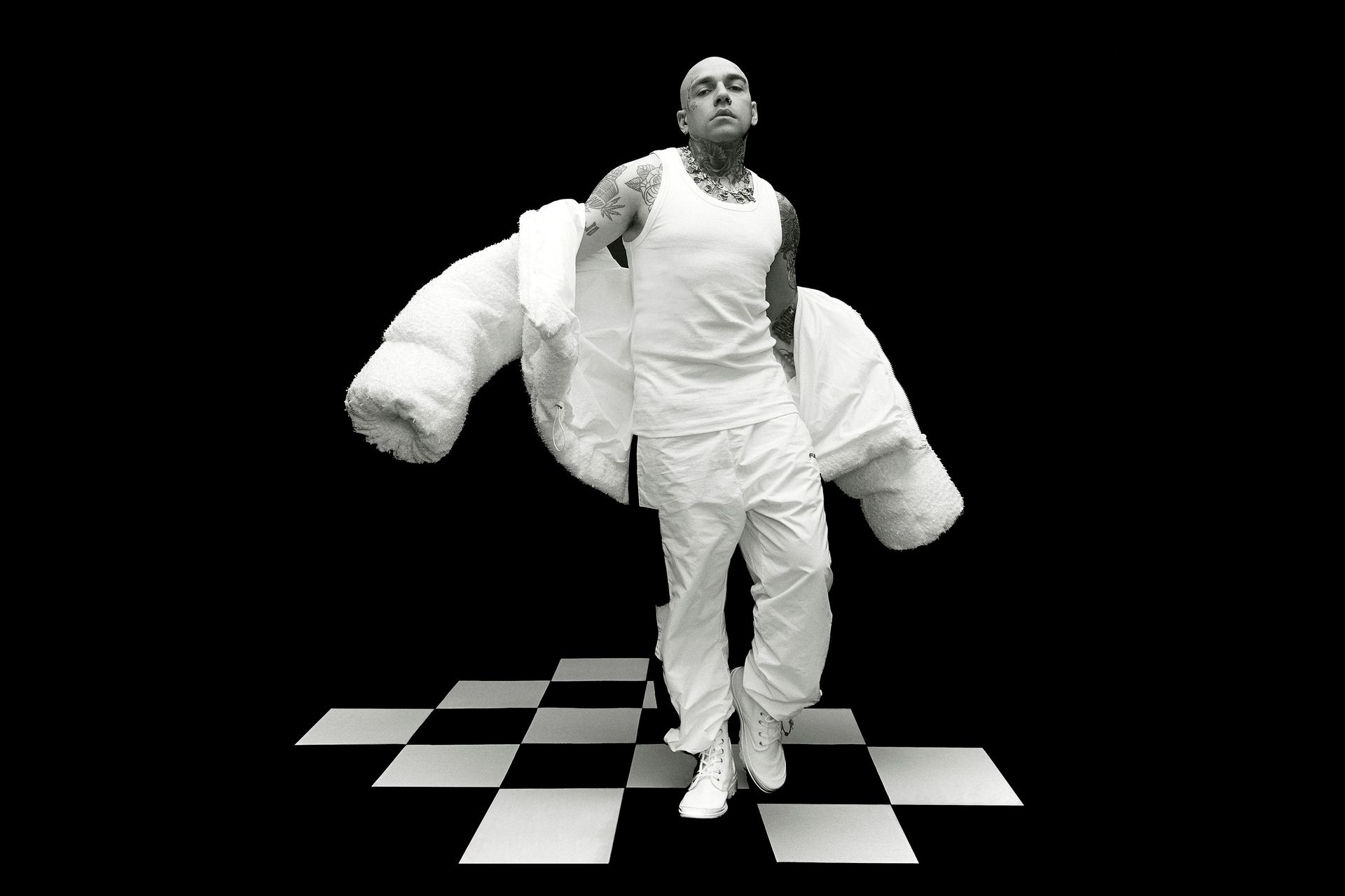 MEGAN COURTIS_EZHEL_SATRANC_1490_small.jpg