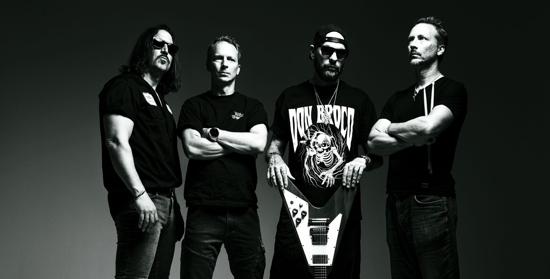Barbed_Wire_band_1.jpg